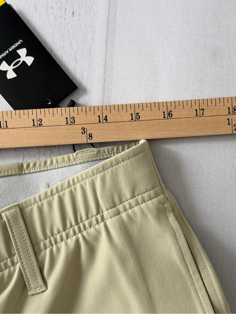 NWT Under Armour Golf Pants Mens 34x30 Khaki Straight Fit Stretch Performance - Picture 9 of 10